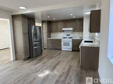 Main picture of 1210 Palomar Ter