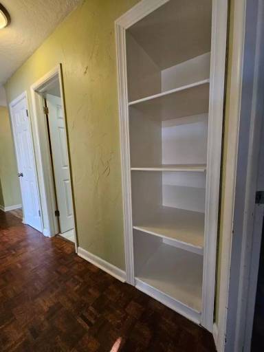 Main picture of 1734 Vine St