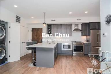 Main picture of 26 Hichborn St