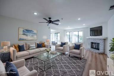 Main picture of 2309 Marshallfield Ln