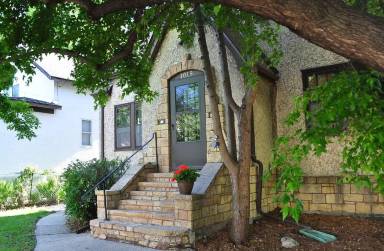 Main picture of 1015 26th Ave SE