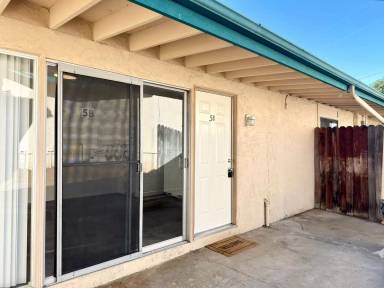 Main picture of 693 Hillside Ter