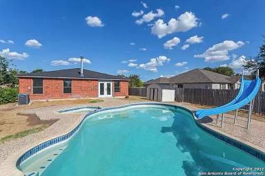 Main picture of 1903 S Ellison Dr
