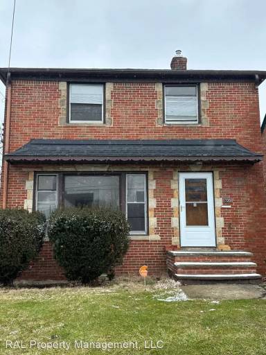Main picture of 735 Babbitt Rd