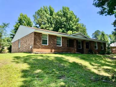 Main picture of 4603 Renee St