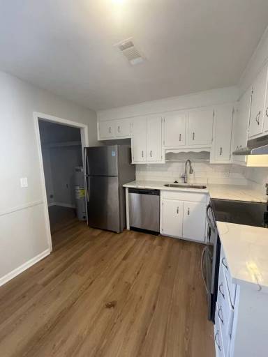 Main picture of 408 Crestview Drive - C