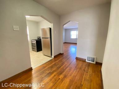 Main picture of 5412 Chippewa St