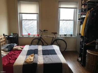 Main picture of 368 Riverway