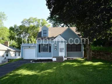 Main picture of 6010 Evans St