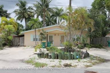 Main picture of 2831 Gulfview Dr