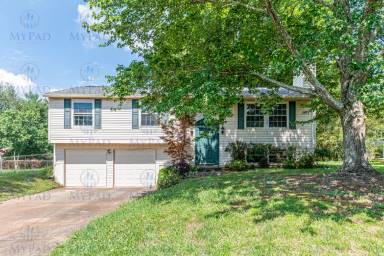 Main picture of 2587 Morgan Lake Dr NE
