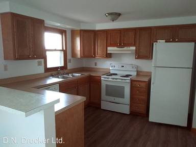 Main picture of 628-630 Sunflower Dr