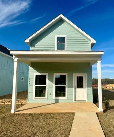 Main picture of 955 Trojan Pkwy