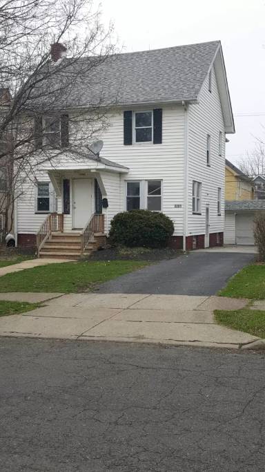 Main picture of 3281 Berkeley Rd