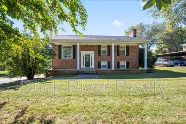 Main picture of 209 Hampton Rd