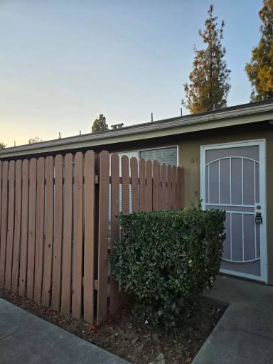 Main picture of 4743 Jackson St