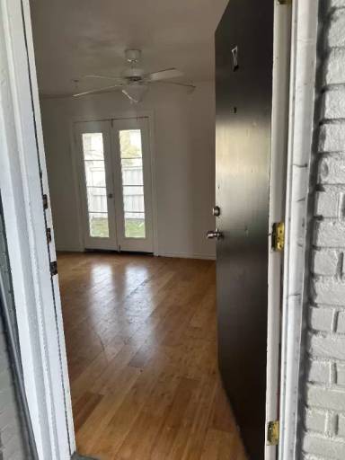 Main picture of 4638 San Jacinto St