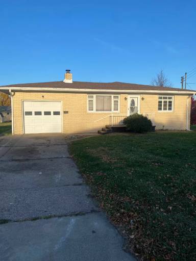 Main picture of 2340 Calvert St