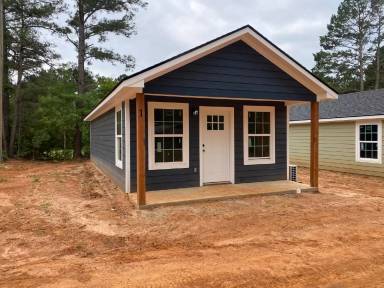 Main picture of 12353 FM 2276 N