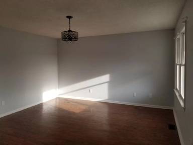 Main picture of 202 Mercer St