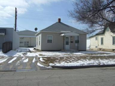 Main picture of 418 E 11th St