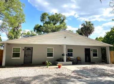 Main picture of 302 W West St