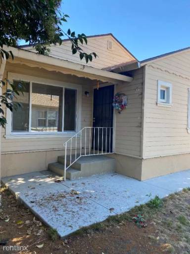 Main picture of 1565 Mono Ave