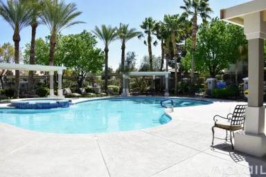 Main picture of 951 7 Hls Dr