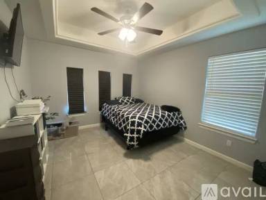 Main picture of 300 Katrina Dr