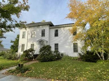 Main picture of 221 Vine St