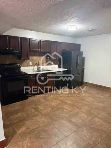Main picture of 174 S Killarney Ln