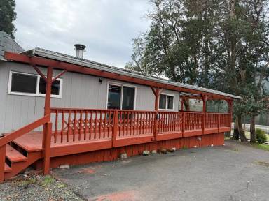 Main picture of 4778 N River Rd