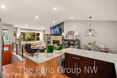 Main picture of 17732 199th Pl NE