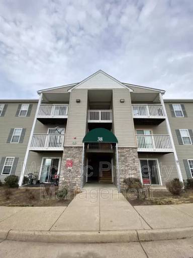 Main picture of 38 White Pine Cir