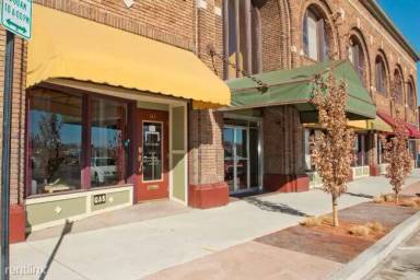 Main picture of 111 Broadway Ave