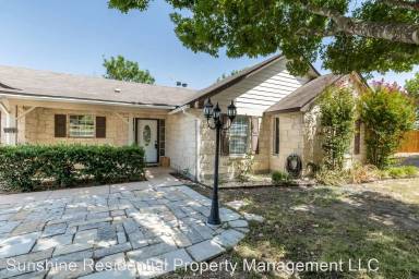 Main picture of 4010 Dove Valley Dr