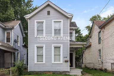 Main picture of 1115 Hanover St