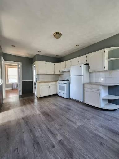 Main picture of 149 Pond St