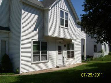 Main picture of 1831 Whipple St