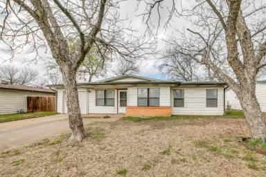 Main picture of 2509 Valwood Pkwy