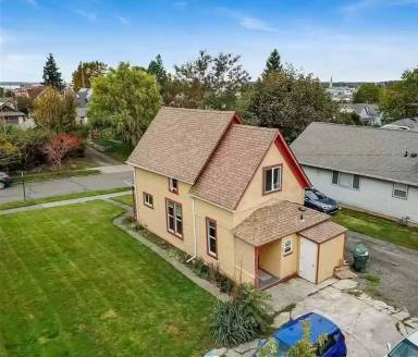 Main picture of 1506 Iron St
