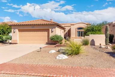 Main picture of 2215 Paseo Tumacacori