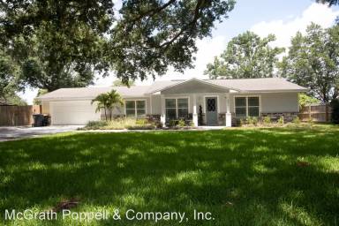 Main picture of 6211 Woodsfield Way