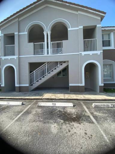 Main picture of 2650 SE 16th Ter