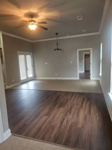 Main picture of 2615 Brady Ave