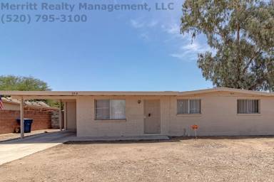 Main picture of 8518 E Fond du Lac Dr