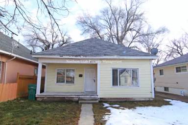 Main picture of 3270 Grant Ave