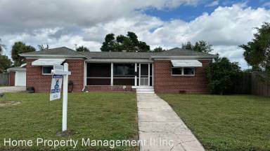 Main picture of 1205 Wellington St