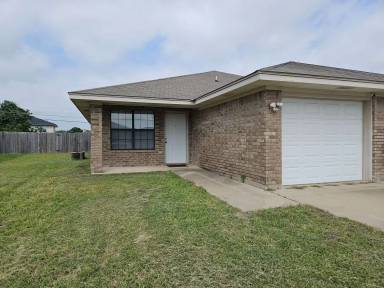 Main picture of 5202 Daybreak Dr