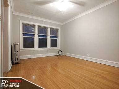 Main picture of 5073-75 N. Wolcott / 1825-35 W. Winona